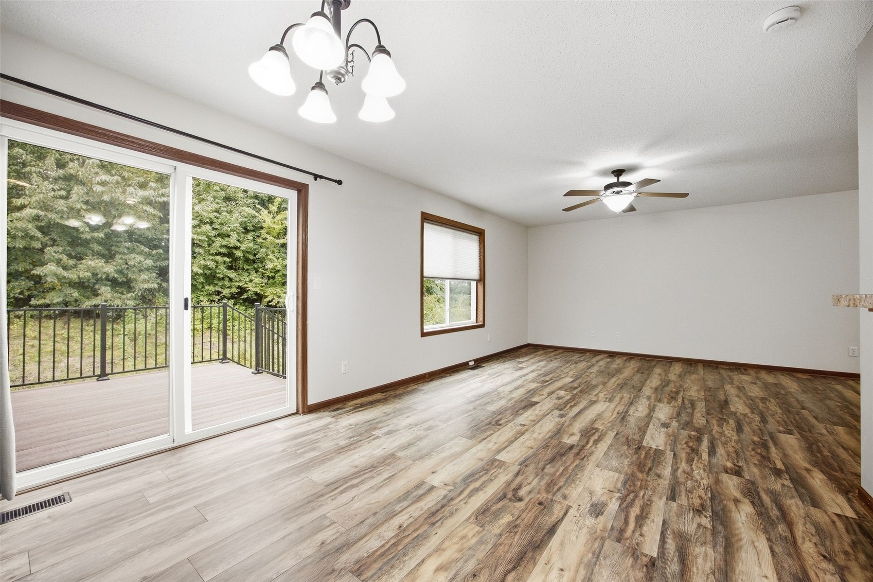 3535 Stoney Point Road SW Cedar Rapids IA 52404