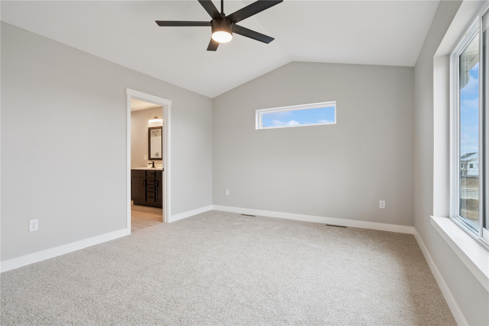 57 Kinsey Street North Liberty IA 52317