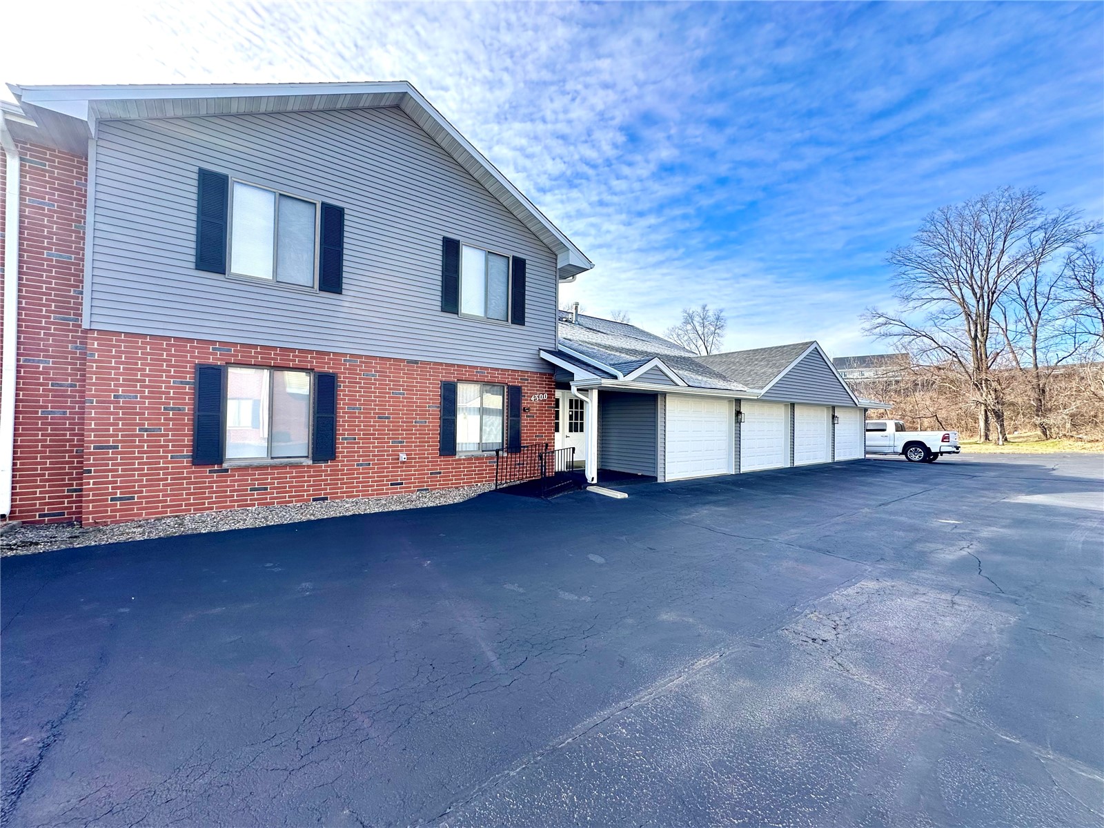 4300 Maureen Court SE Cedar Rapids IA 52403