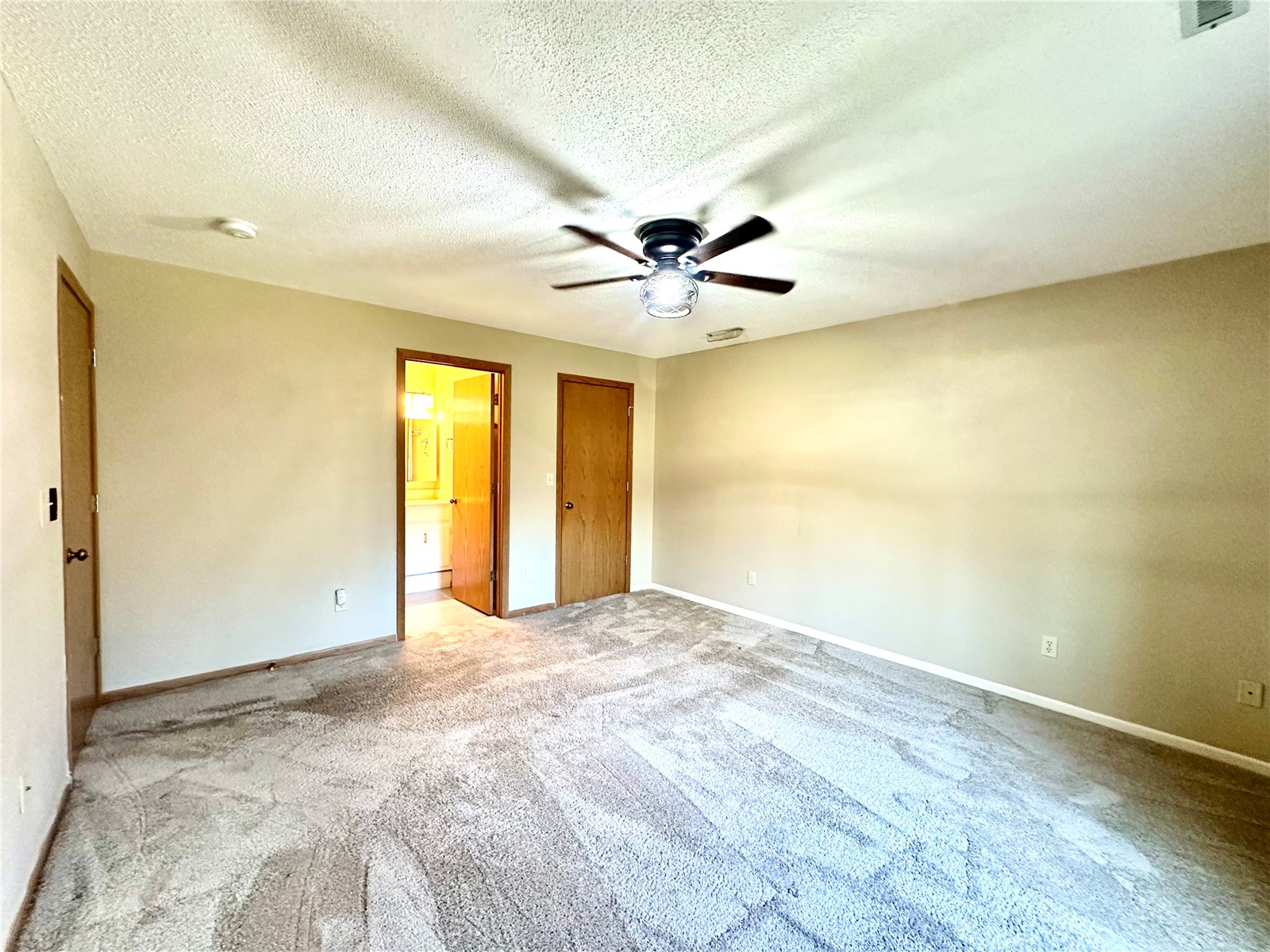 4300 Maureen Court SE Cedar Rapids IA 52403