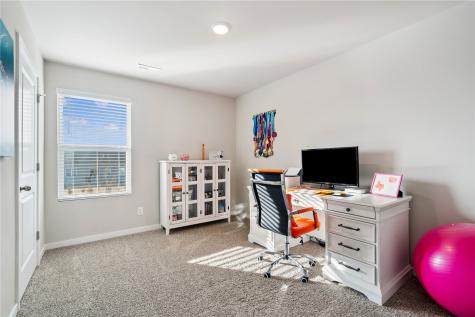 105 Oak Drive Palo IA 52324
