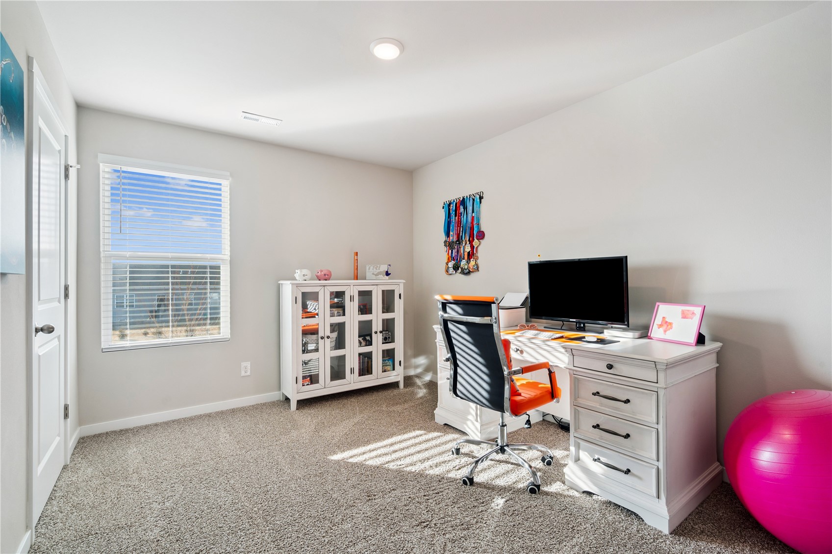 105 Oak Drive Palo IA 52324