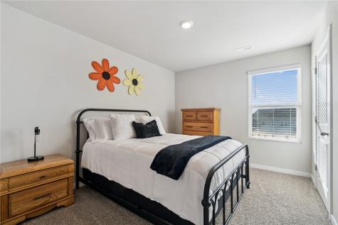 105 Oak Drive Palo IA 52324