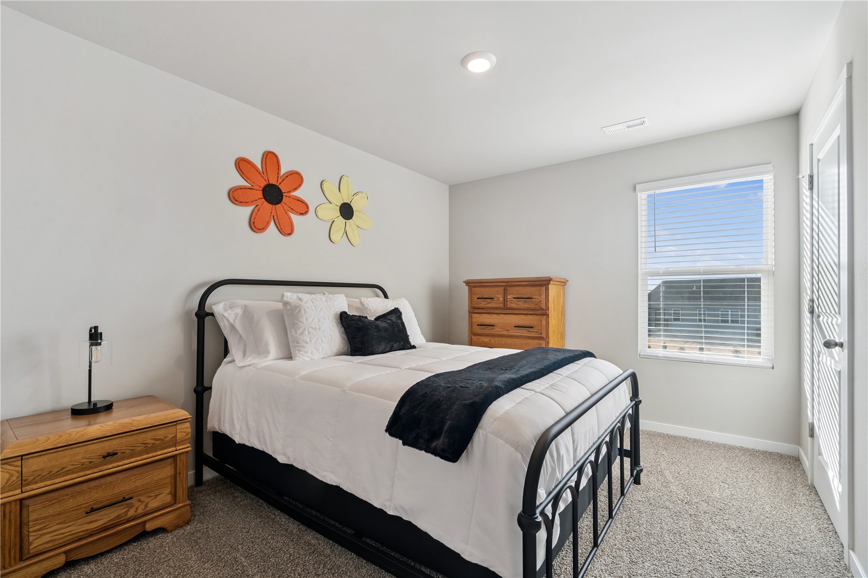 105 Oak Drive Palo IA 52324