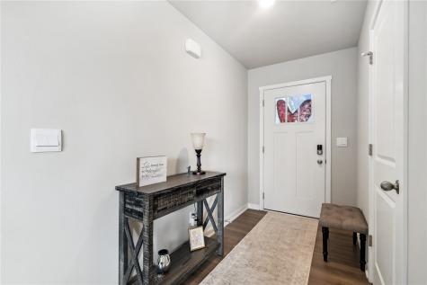105 Oak Drive Palo IA 52324