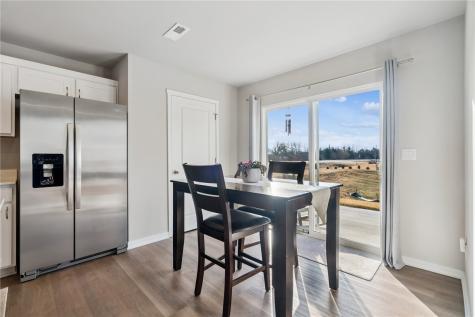 105 Oak Drive Palo IA 52324