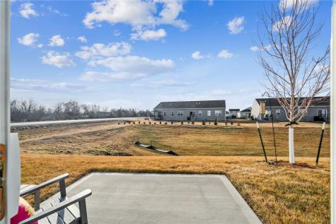 105 Oak Drive Palo IA 52324