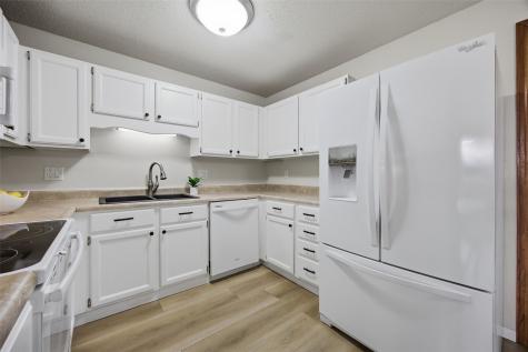 4 South Ridge Court Coralville IA 52241