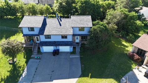 4 South Ridge Court Coralville IA 52241