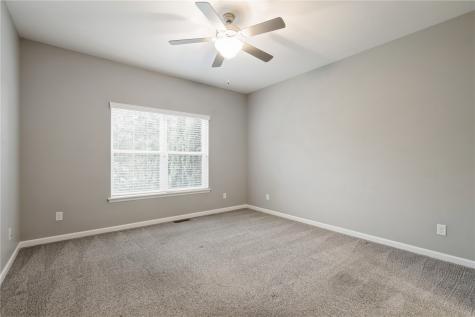 519 Stone Hedge Drive NW Cedar Rapids IA 52405