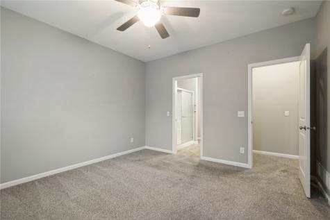 519 Stone Hedge Drive NW Cedar Rapids IA 52405