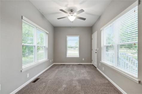 519 Stone Hedge Drive NW Cedar Rapids IA 52405