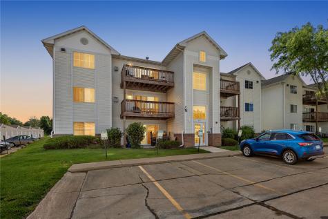 4611 1st Avenue SW Cedar Rapids IA 52405