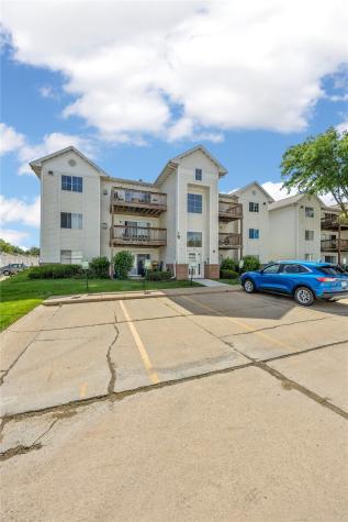 4611 1st Avenue SW Cedar Rapids IA 52405