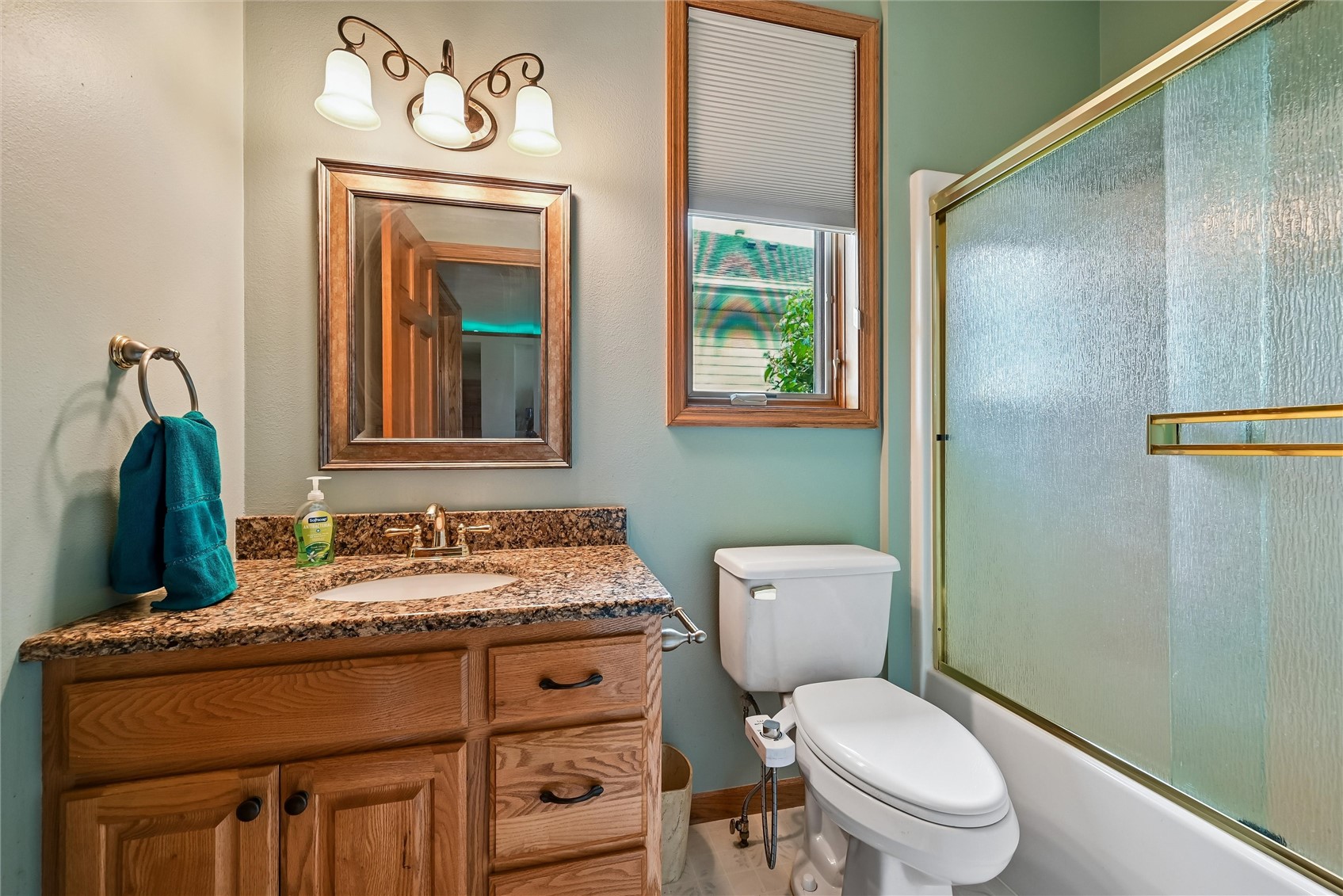 633 Tiffany Drive NE Cedar Rapids IA 52402