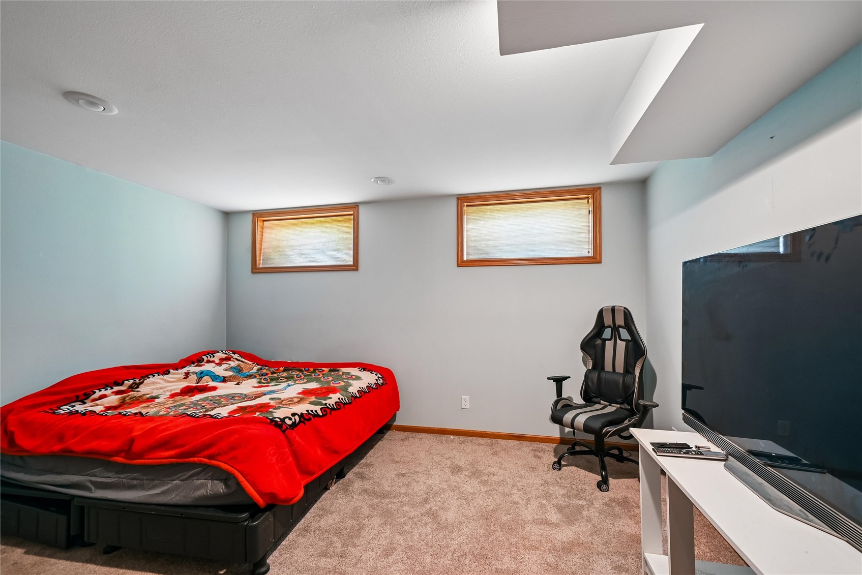 633 Tiffany Drive NE Cedar Rapids IA 52402