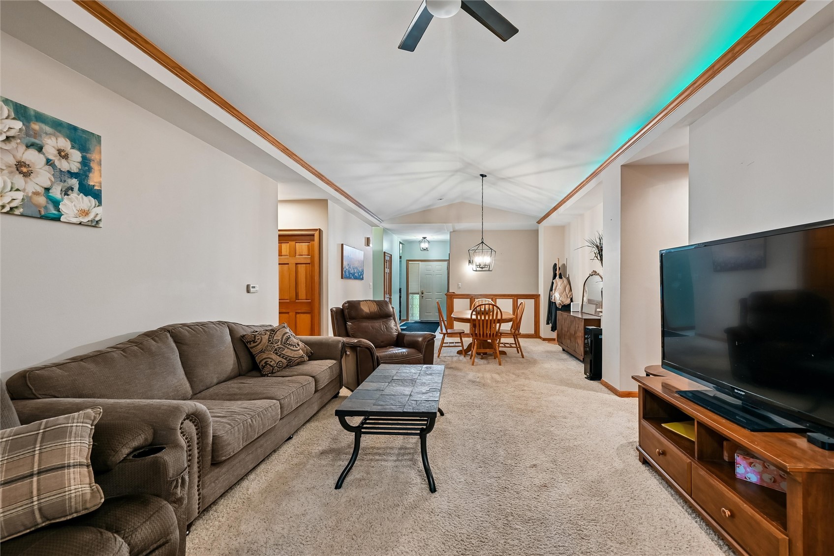 633 Tiffany Drive NE Cedar Rapids IA 52402