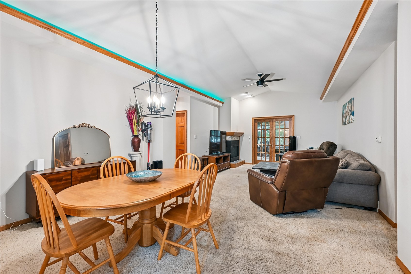 633 Tiffany Drive NE Cedar Rapids IA 52402