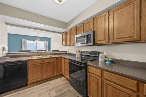 2695 Ridgeview Way Marion IA 52302