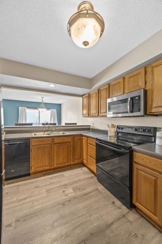 2695 Ridgeview Way Marion IA 52302
