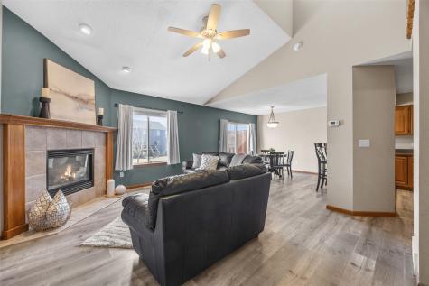 2695 Ridgeview Way Marion IA 52302