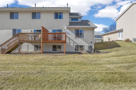 2695 Ridgeview Way Marion IA 52302