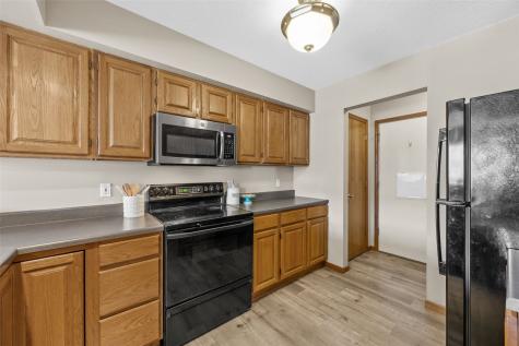 2695 Ridgeview Way Marion IA 52302