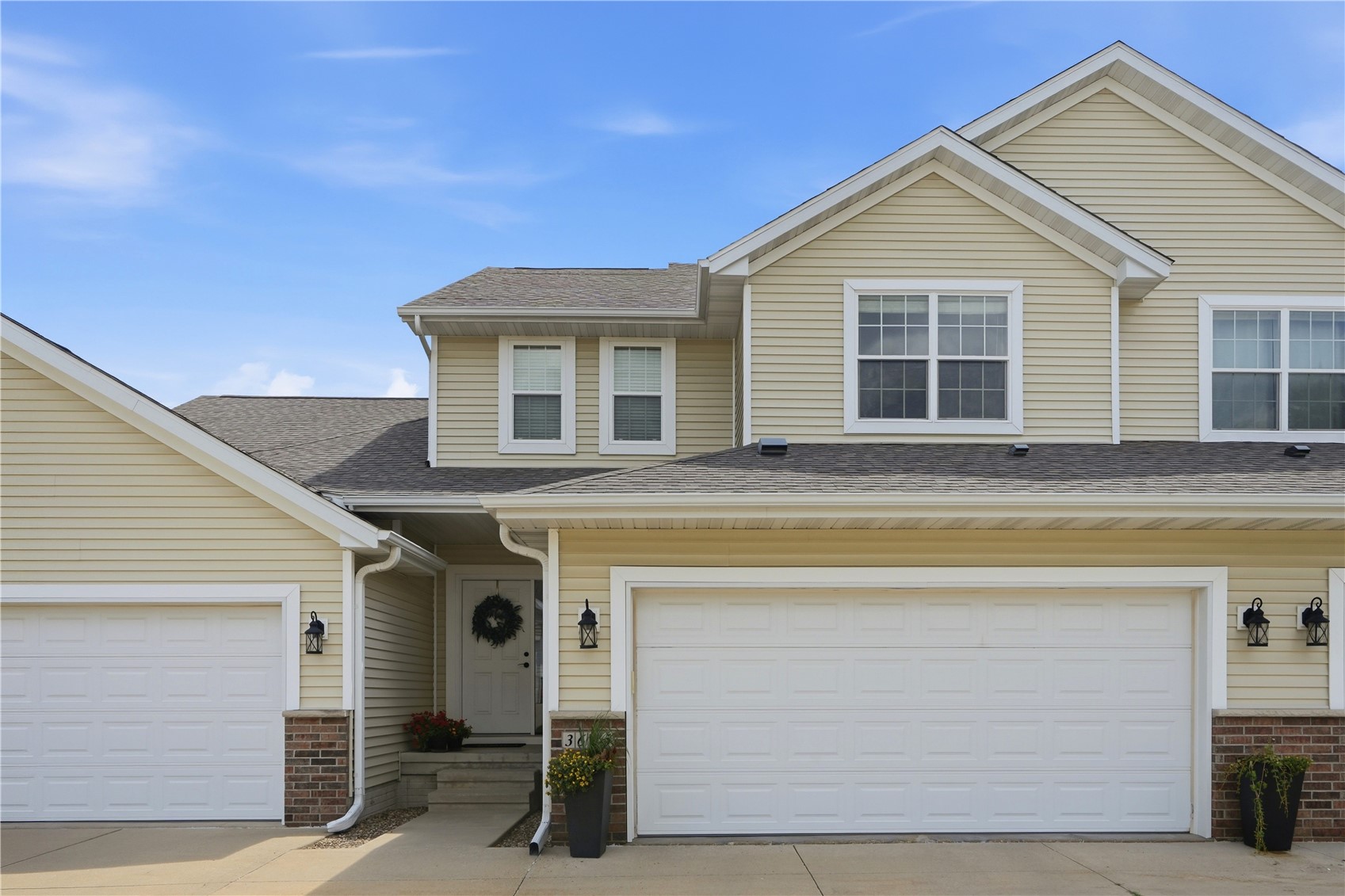 3605 Pioneer Avenue SE Cedar Rapids IA 52403