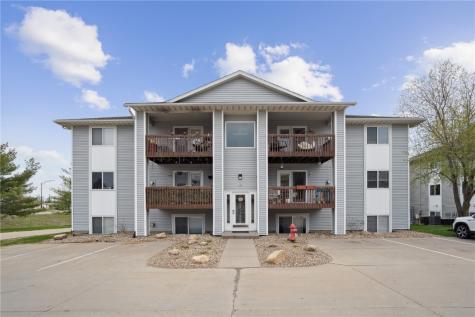 120 Shannon Drive North Liberty IA 52317