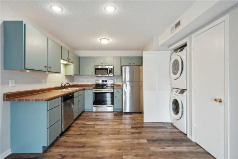 120 Shannon Drive North Liberty IA 52317