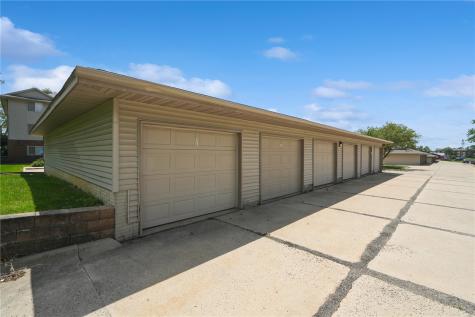 3010 Wilson SW Cedar Rapids IA 52404