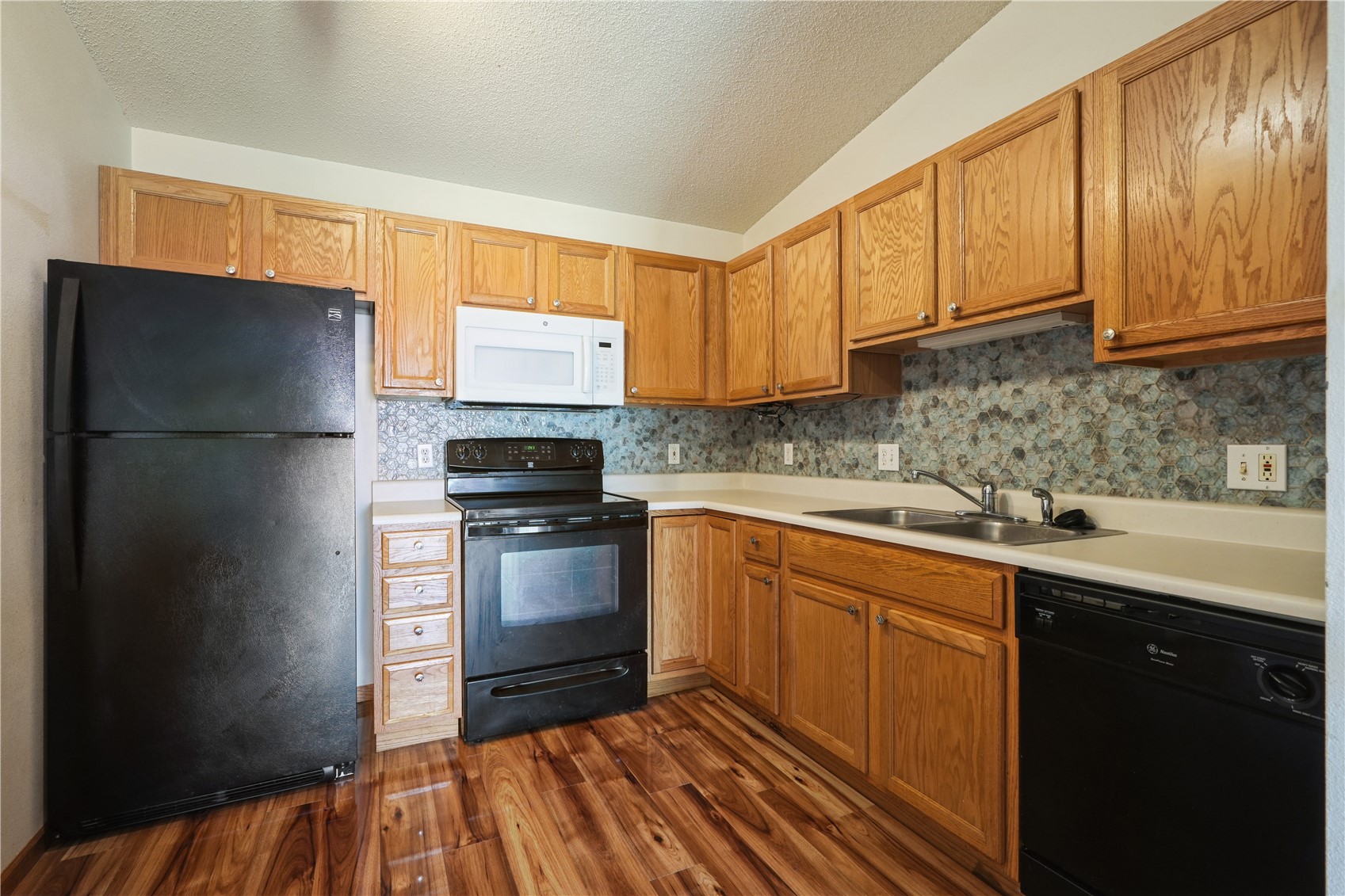3010 Wilson SW Cedar Rapids IA 52404