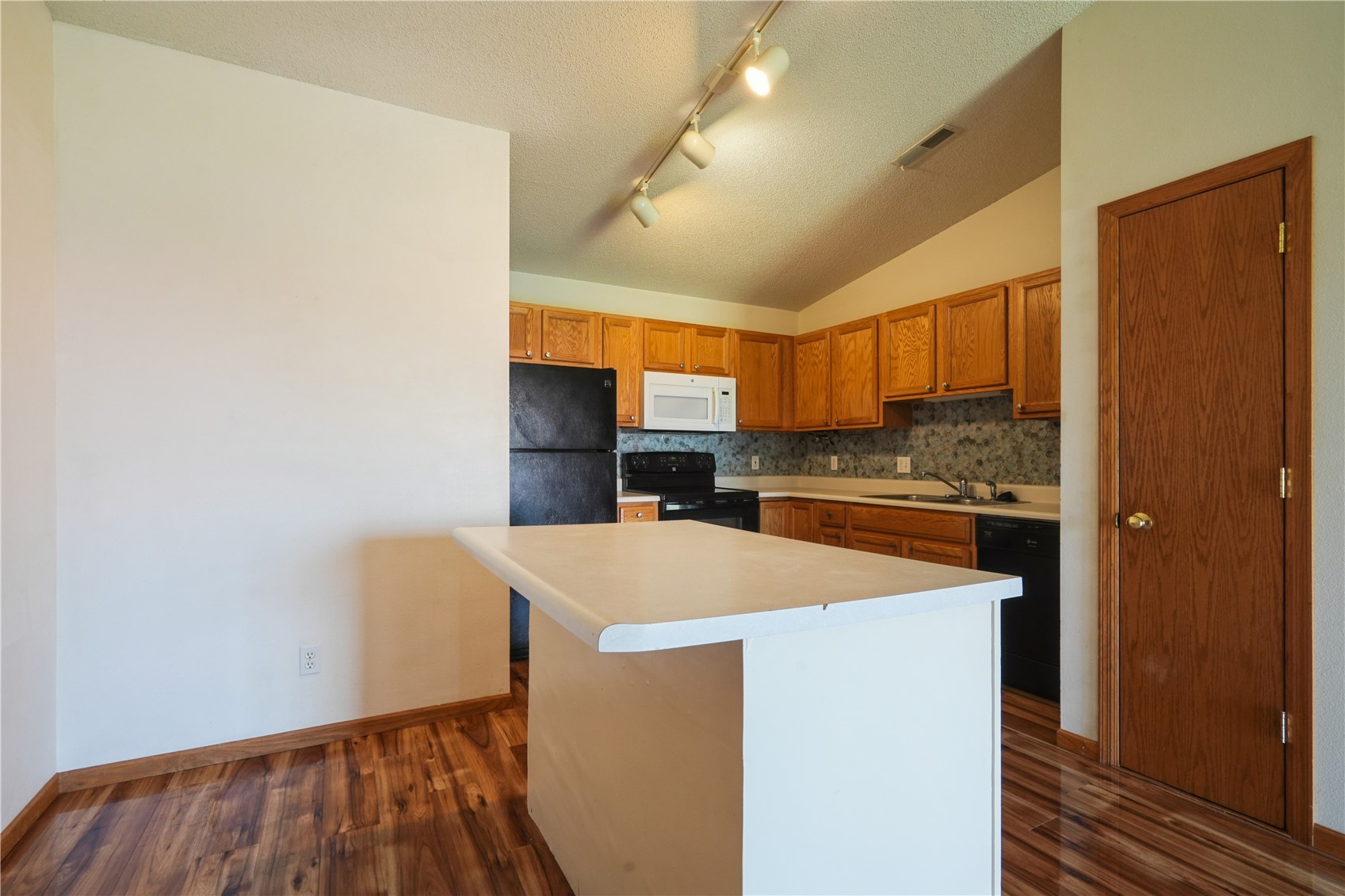 3010 Wilson SW Cedar Rapids IA 52404