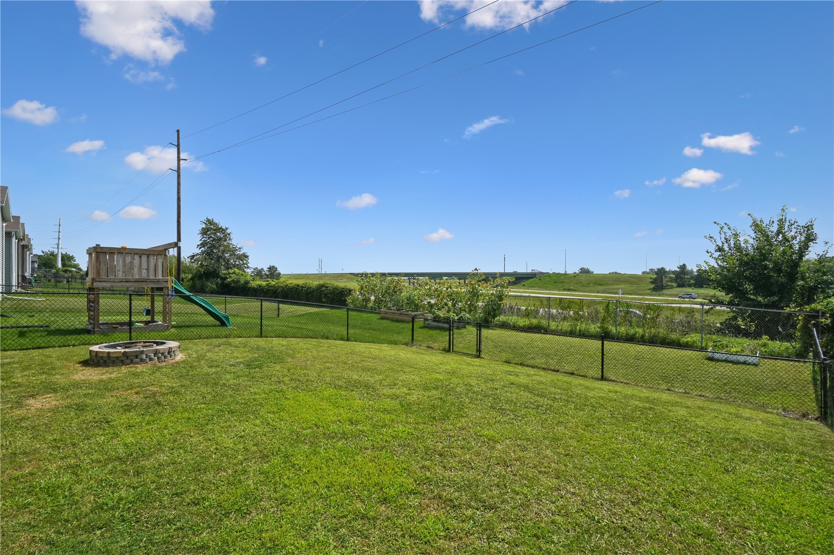 5519 Dostal Drive Cedar Rapids IA 52404
