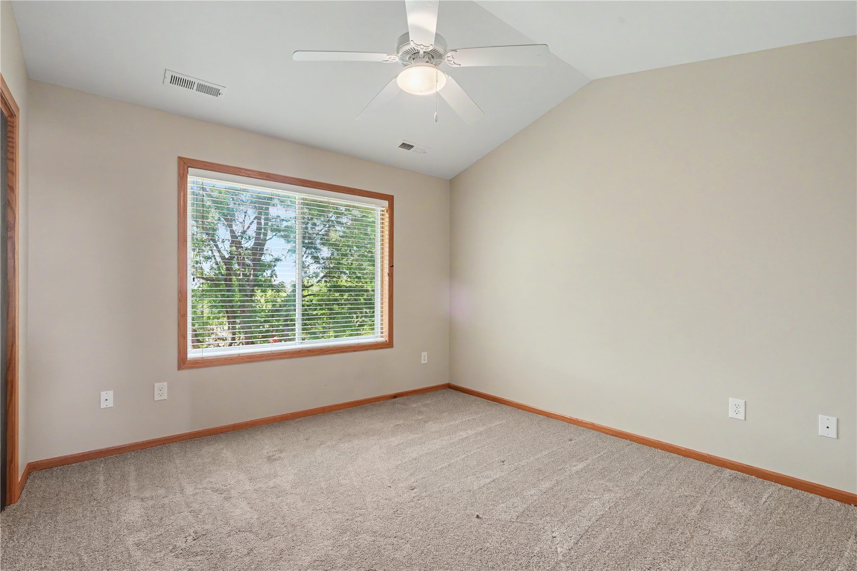 2950 Samuel Court SW Cedar Rapids IA 52404