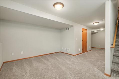 2950 Samuel Court SW Cedar Rapids IA 52404