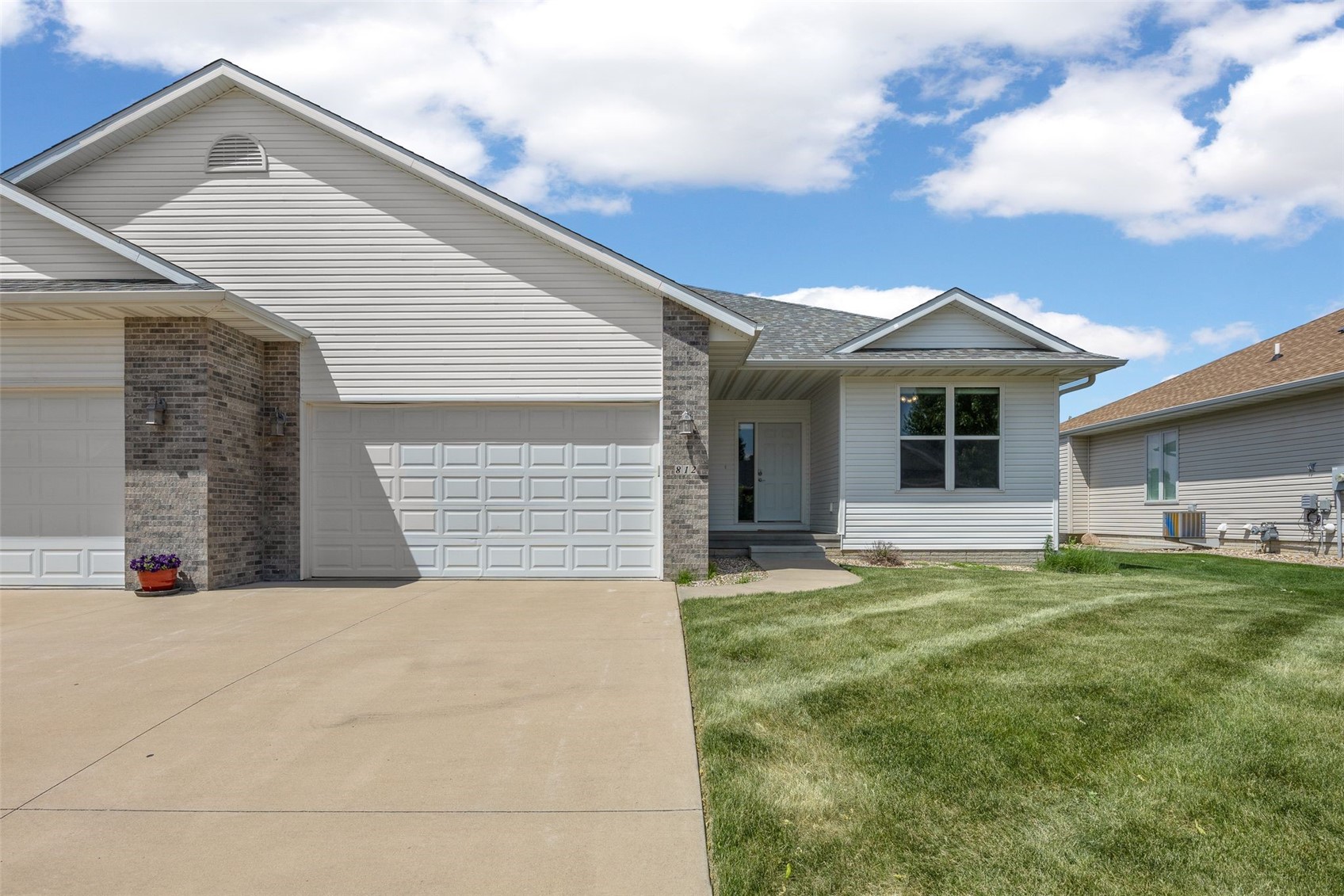812 Dorchester Place NE Cedar Rapids IA 52402