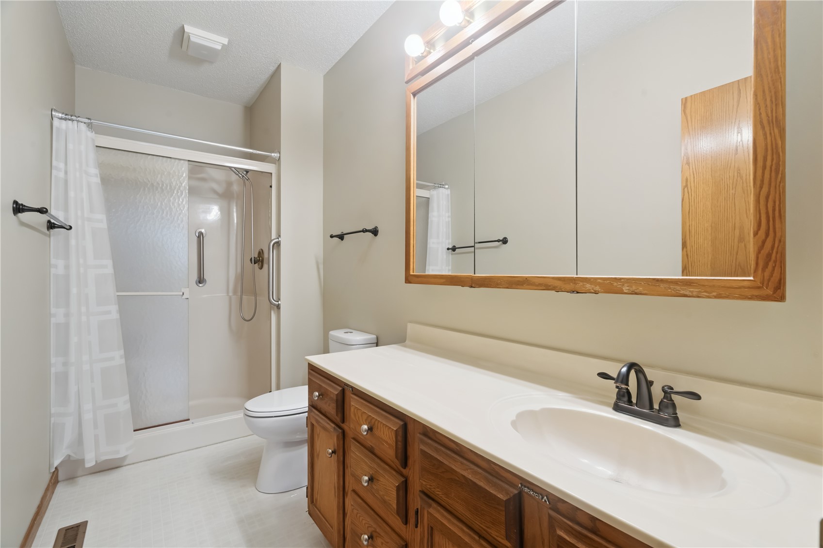 4515 Westchester Drive NE Cedar Rapids IA 52402