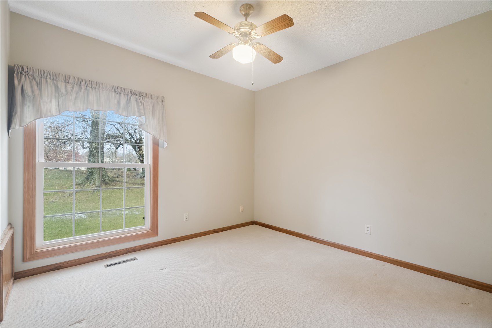 4515 Westchester Drive NE Cedar Rapids IA 52402