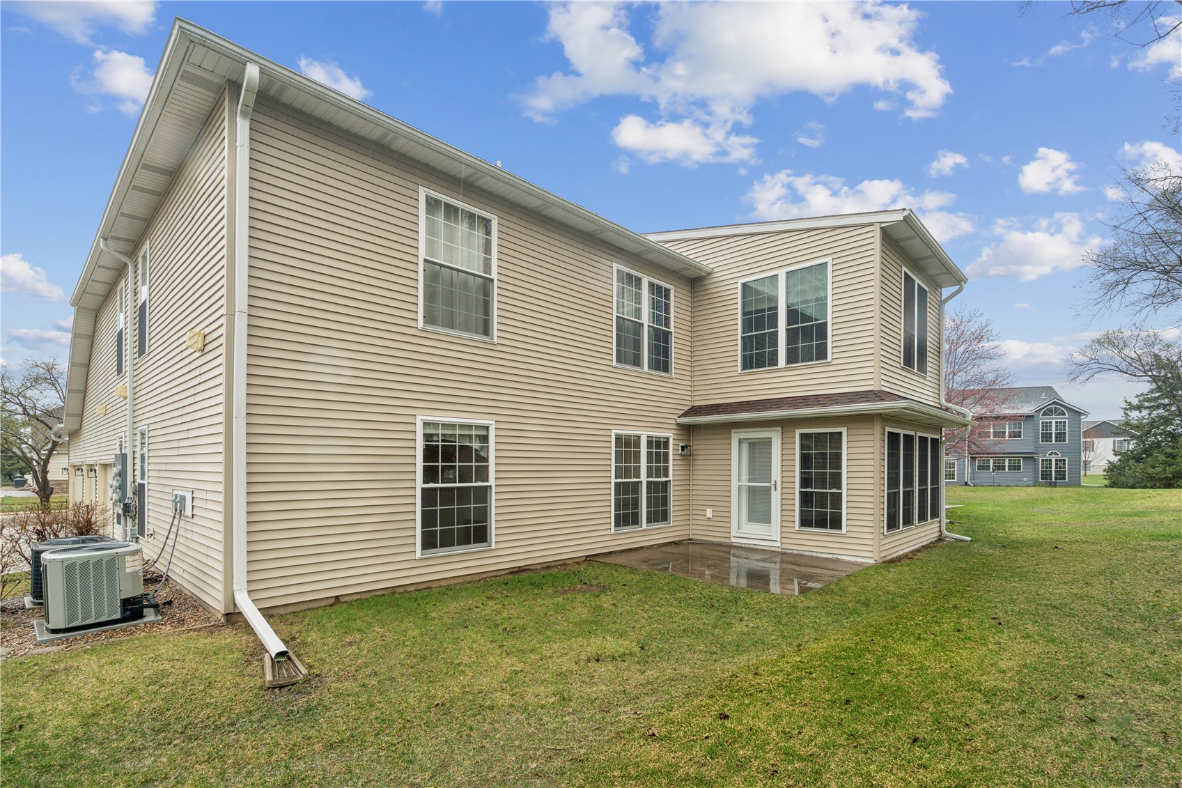 4515 Westchester Drive NE Cedar Rapids IA 52402