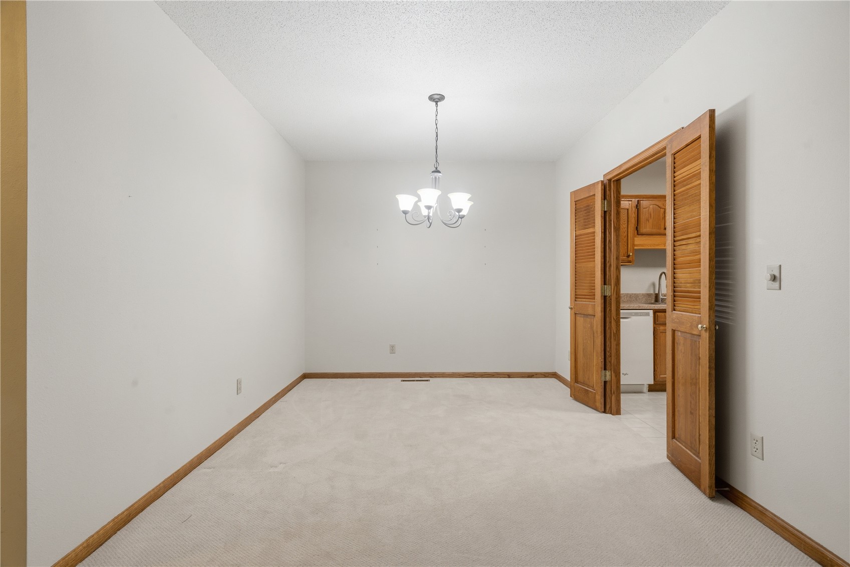4515 Westchester Drive NE Cedar Rapids IA 52402