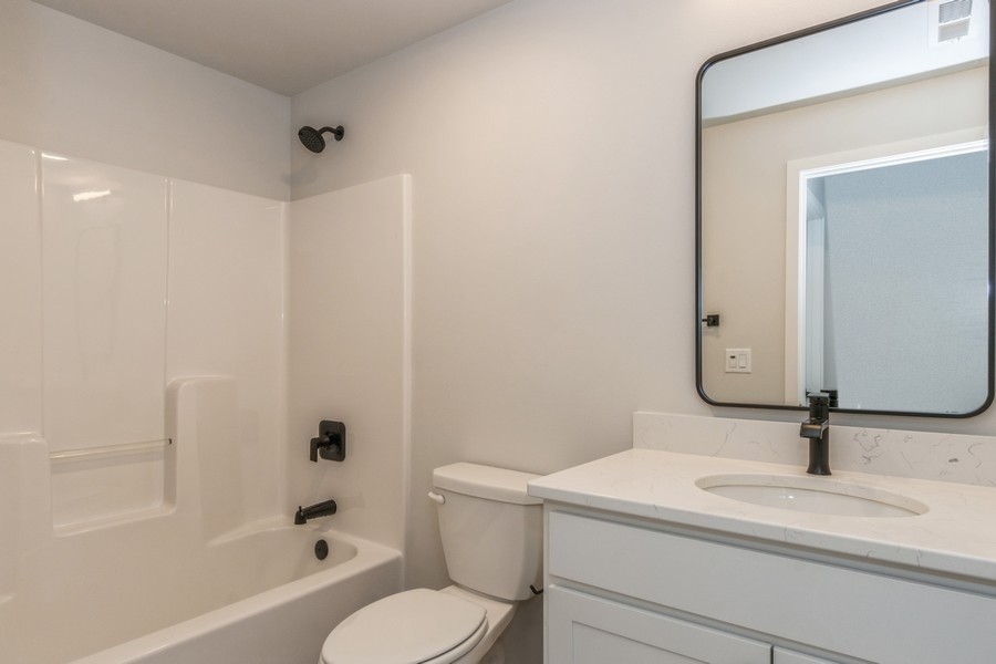 1036 Highland Trail Solon IA 52333