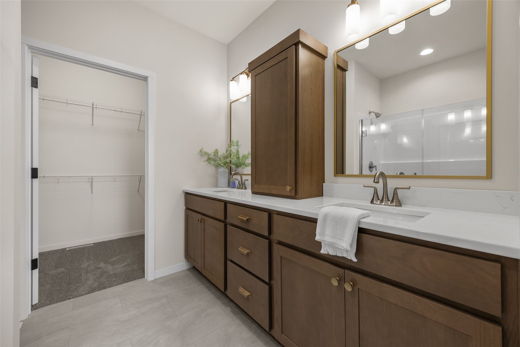 5700 Meadow Grass Circle SE Cedar Rapids IA 52403