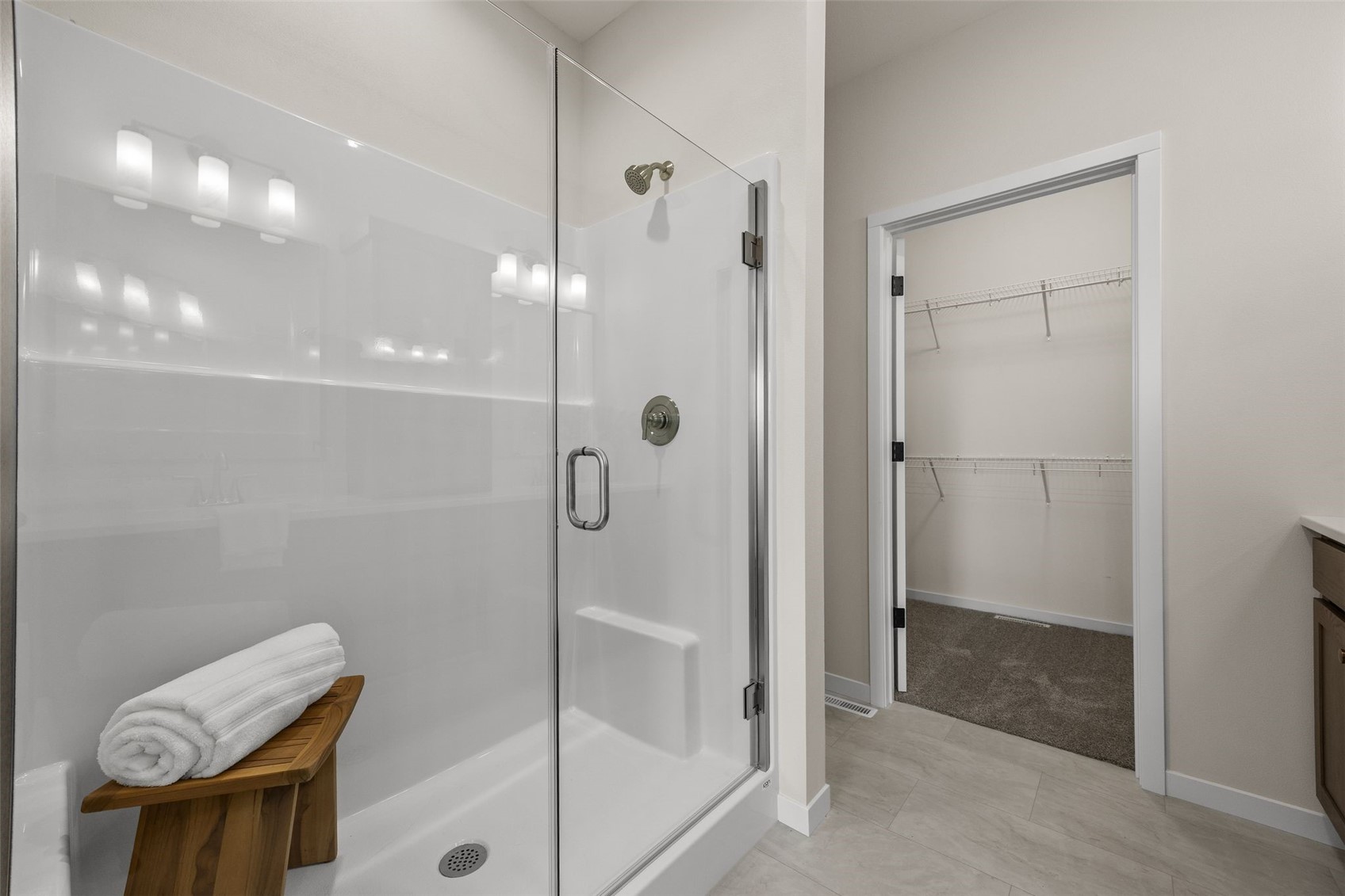 5700 Meadow Grass Circle SE Cedar Rapids IA 52403