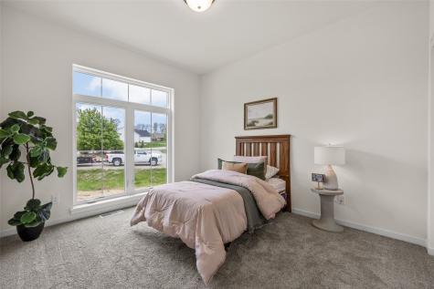 5700 Meadow Grass Circle SE Cedar Rapids IA 52403