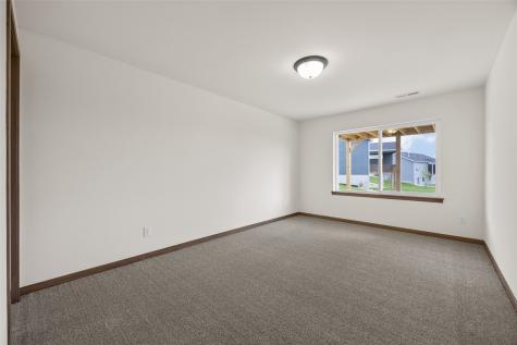 5700 Meadow Grass Circle SE Cedar Rapids IA 52403