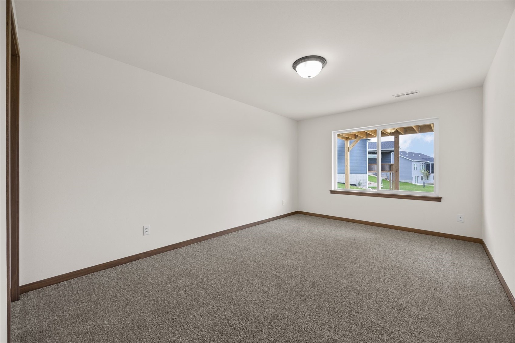 5700 Meadow Grass Circle SE Cedar Rapids IA 52403