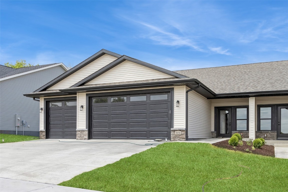 1030 Highland Trail Solon IA 52333