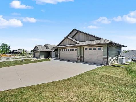 3027 Teton Street SW Street SW Cedar Rapids IA 52404