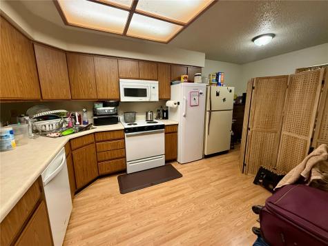 25 Lincoln Avenue Iowa City IA 52246